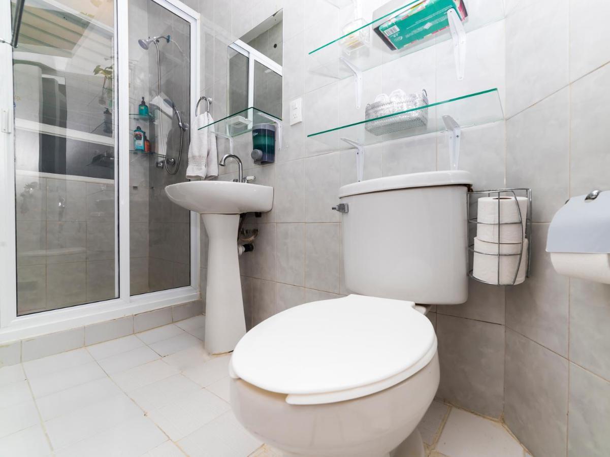 Family Room Private External Bathroom or Only Dog Friendly