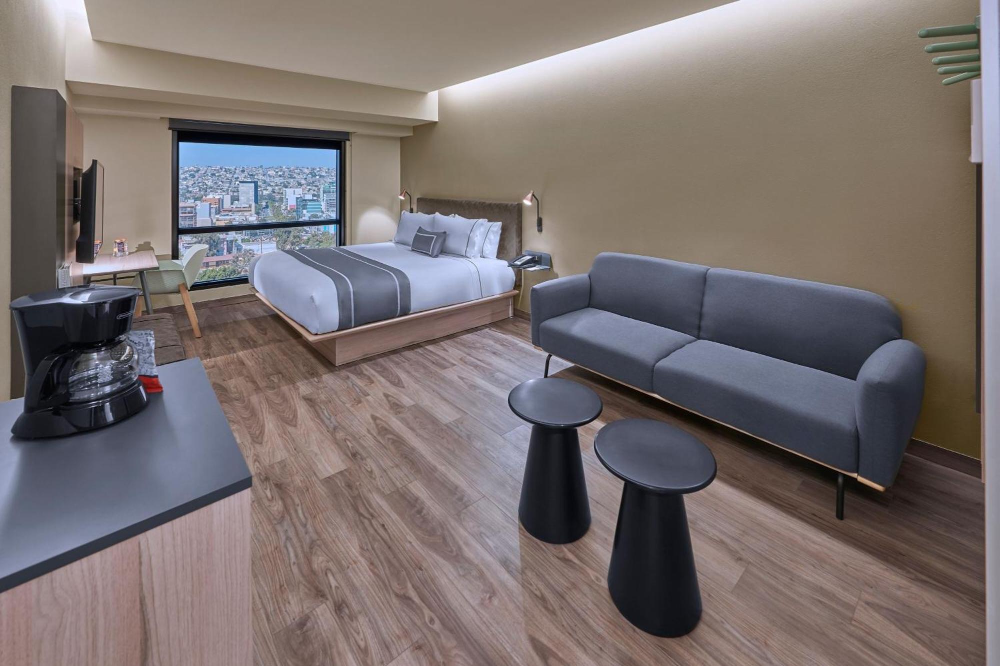 Queen Room with Balcony