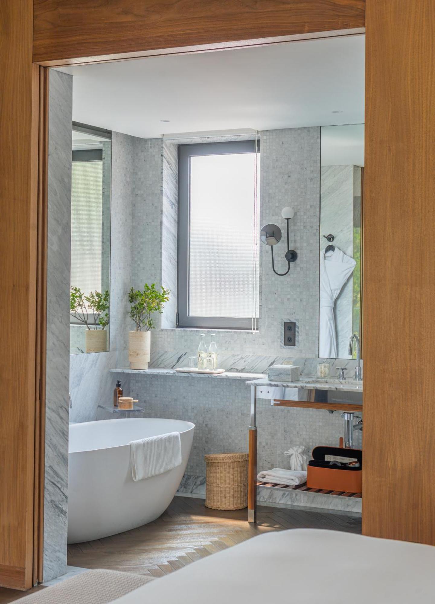 Lincoln Park Suite