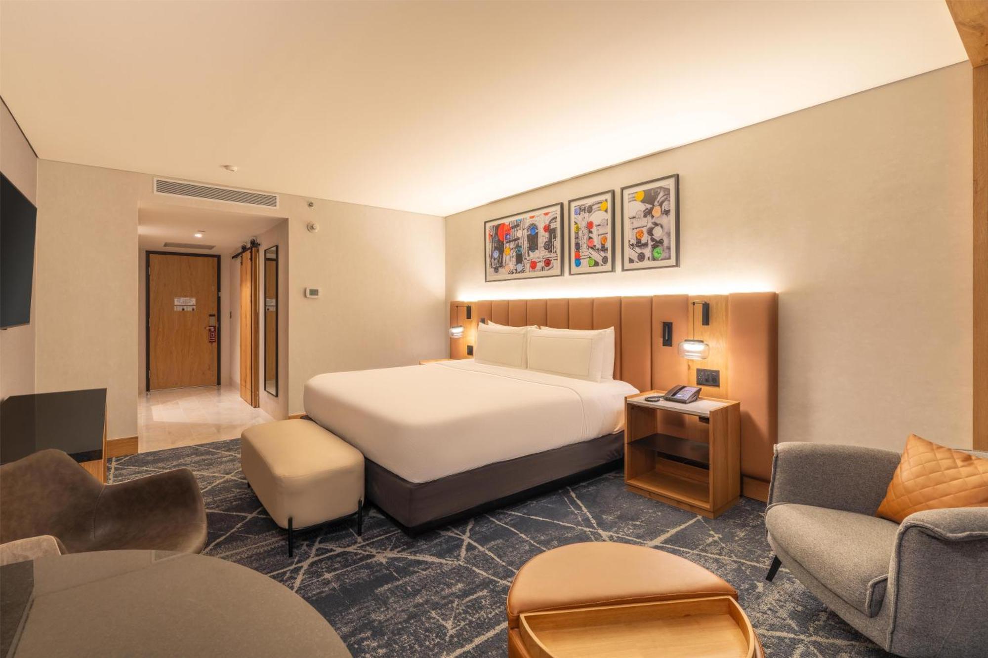 Signature King Room