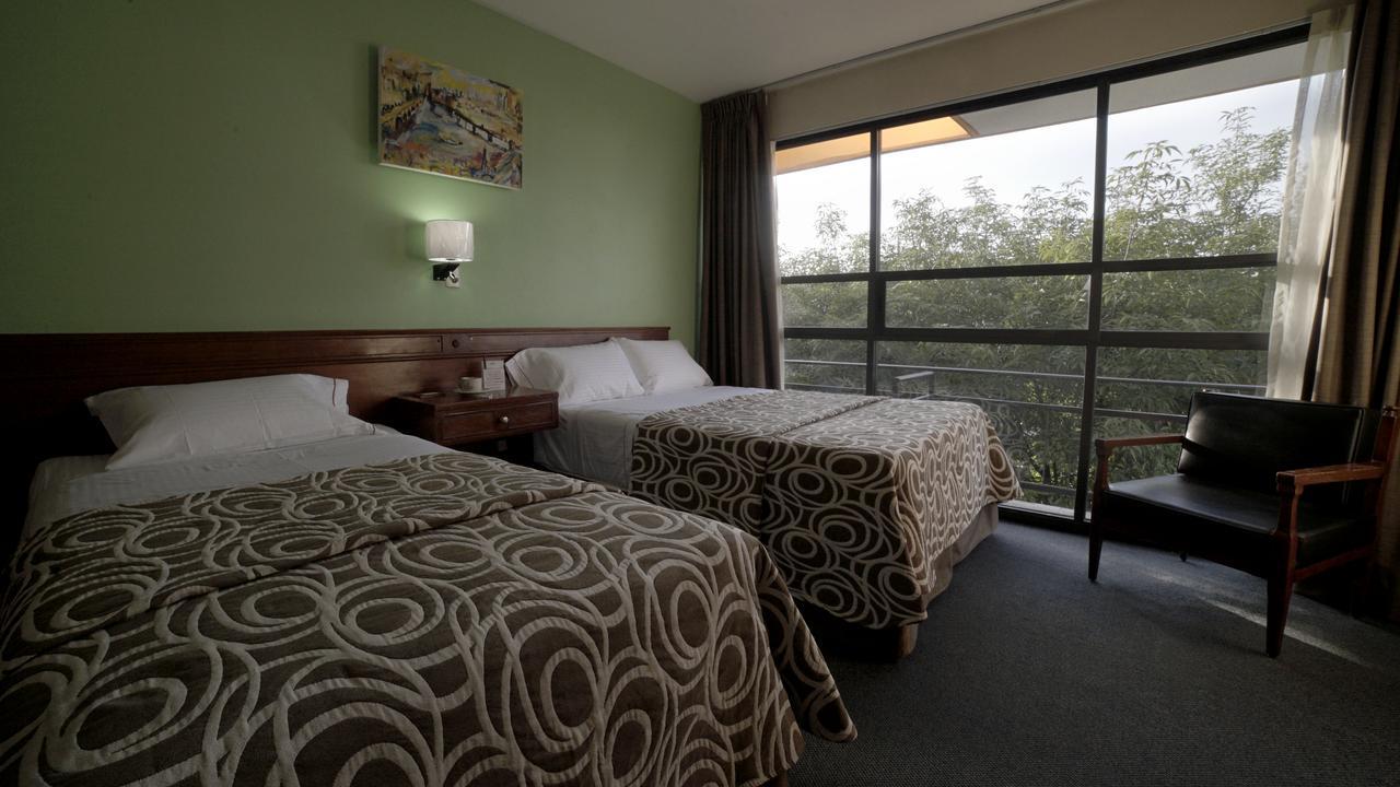 Double or Twin Room,665796693:JPEG